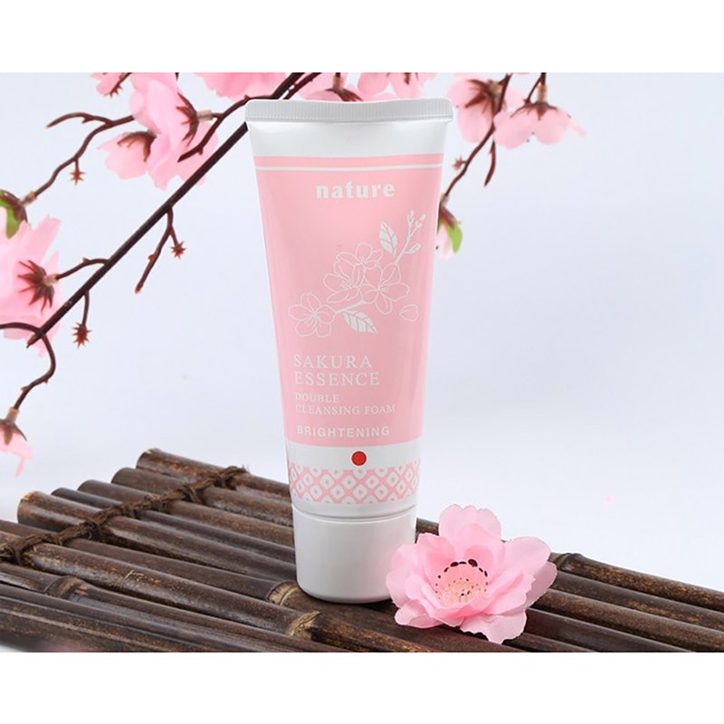 Sữa rửa mặt làm sáng da Nature Sakura Essence